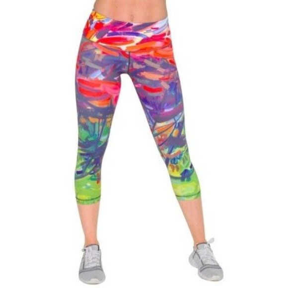 Just Live Activewear Race Time Cropskin Leggings Womens XSmall Fiery Maple Capri - Picture 3 of 9
